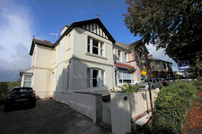 1 Bedroom Ground Flat To Rent In Falkland Road, Torquay, TQ2