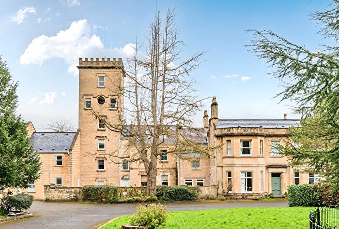 1 Bedroom Flat For Sale In The Moorlands, Englishcombe Lane, Bath, Somerset, BA2