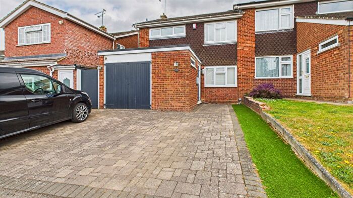 3 Bedroom Semi-Detached House For Sale In Hawthorne Way, Wing, Leighton Buzzard, Bedfordshire, LU7