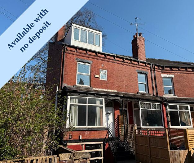 3 Bedroom Terraced House To Rent In Beechwood View, Burley, Leeds, LS4
