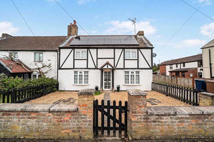 4 Bedroom Semi Detached House For Sale In High Street, Cambridgeshire, PE15