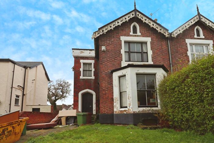 5 Bedroom Semi Detached House For Sale In Woodhey Road, Bebington, CH63