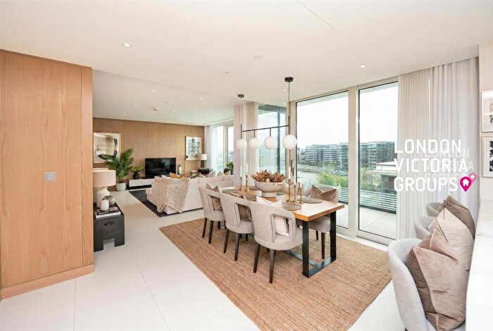 2 Bedroom Apartment To Rent In Sugar Quay, Water Lane, London, EC3R