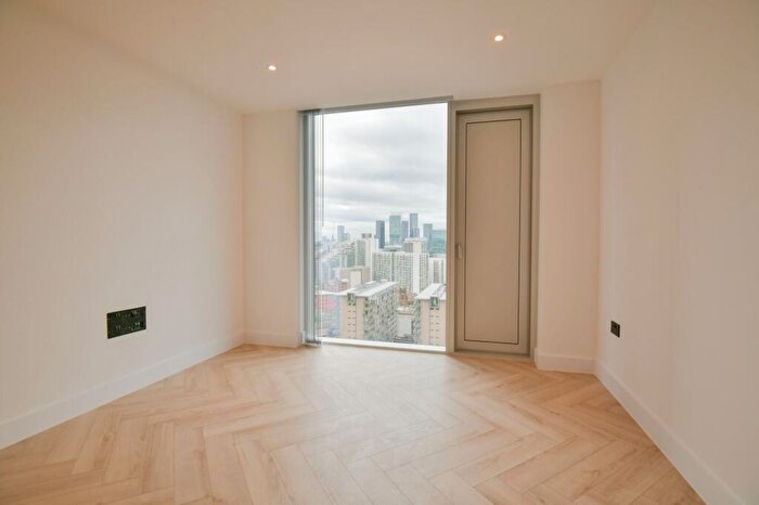 1 Bedroom Flat To Rent In Bankside Boulevard, Salford, M3