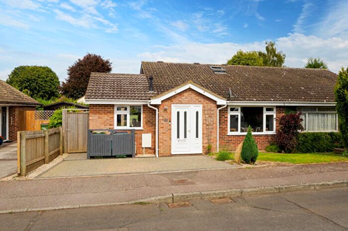 3 Bedroom Semi-Detached Bungalow For Sale In Robus Close, Lyminge, CT18