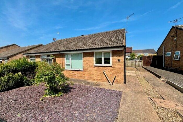 2 Bedroom Bungalow To Rent In Malltraeth Sands, Middlesbrough, TS5