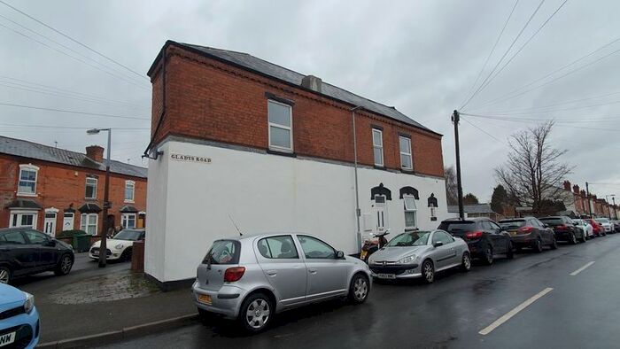 2 Bedroom Flat To Rent In Gladys Road, Bearwood, Smethwick, B67