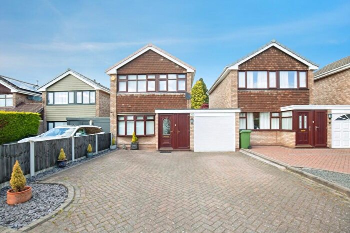 3 Bedroom Link Detached House For Sale In Pooley View, Polesworth, B78