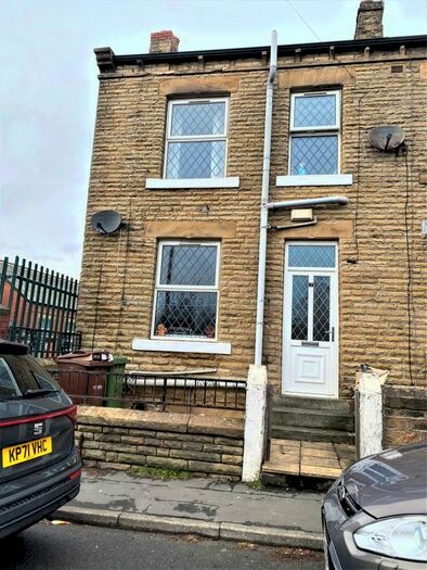 1 Bedroom End Of Terrace House To Rent In High Street, Gawthorpe, WF5