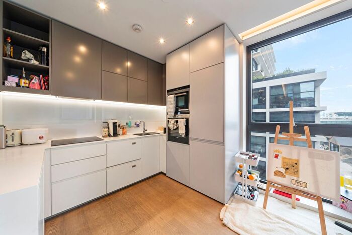 2 Bedroom Flat To Rent In Plimsoll Building, Handyside Street, London, N1C