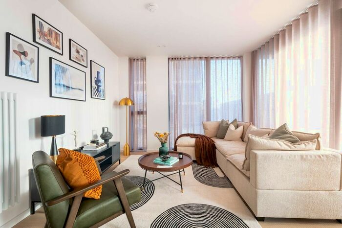 2 Bedroom Flat For Sale In The Brentford Project, Brentford, TW8
