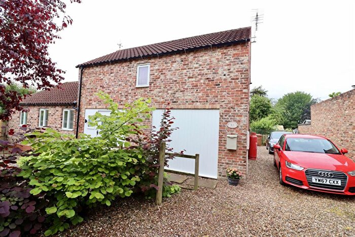3 Bedroom Property For Sale In Main Street, Bishop Wilton, York, YO42