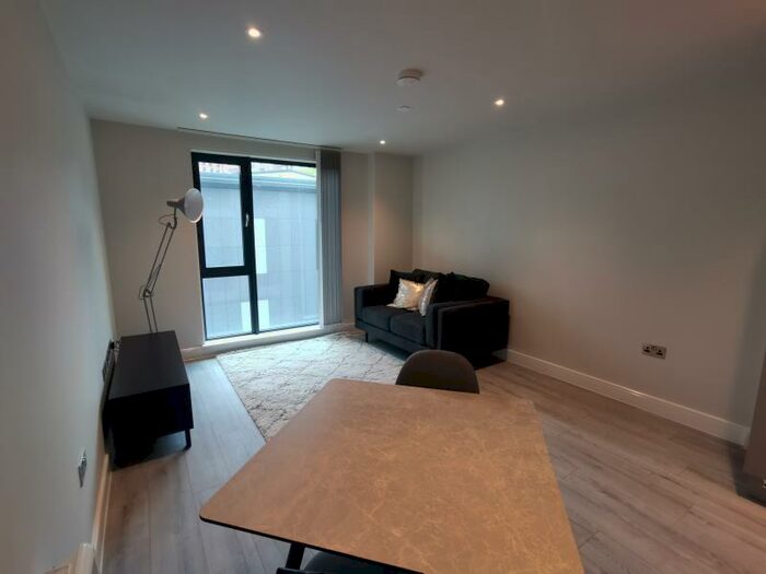 1 Bedroom Apartment To Rent In St Martins Place, Broad Street, Birmingham, B15