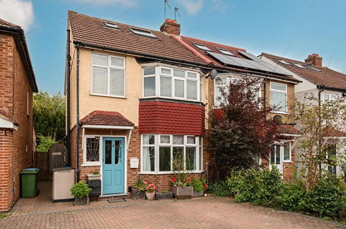 4 Bedroom Semi-Detached House For Sale In Walton-On-Thames, Surrey, KT12