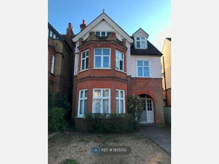 2 Bedroom Flat To Rent In Long Ditton, Long Ditton, Surbiton, KT6