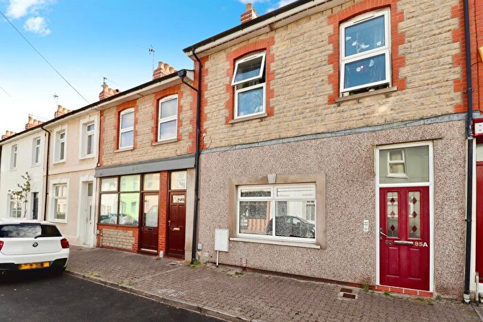 1 Bedroom Flat For Sale In Glebe Street, Penarth, CF64