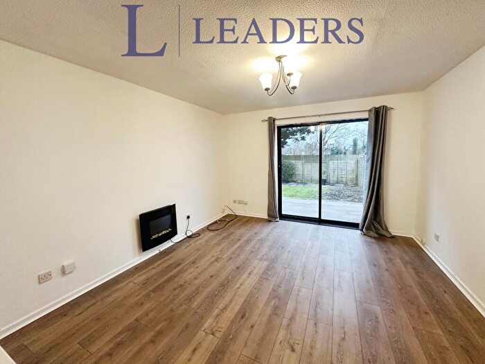 2 Bedroom End Of Terrace House To Rent In Pilgrims Walk, BN13