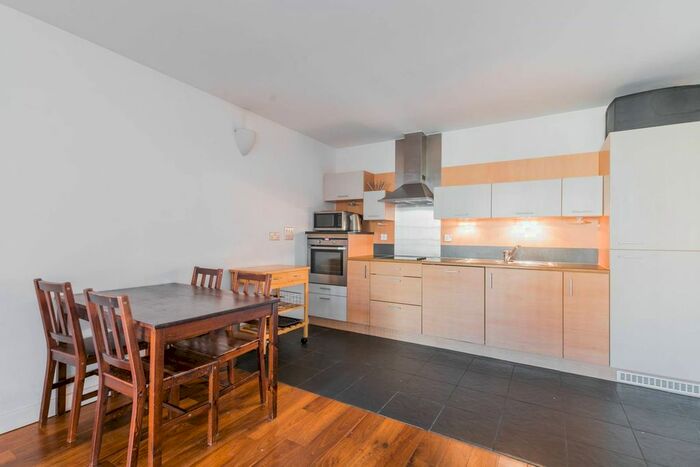 2 Bedroom Flat To Rent In John Harrison Way, Greenwich, London, SE10
