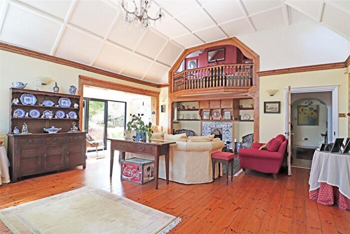 4 Bedroom Semi-Detached House For Sale In London Road South, Merstham, RH1