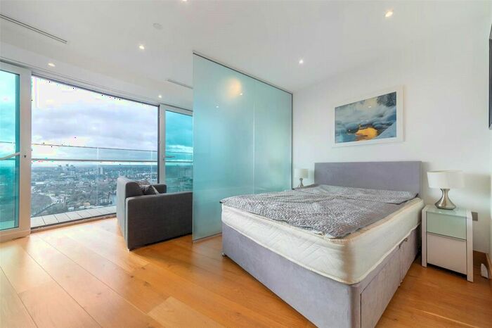 Apartment To Rent In Arena Tower, Crossharbour Plaza, Canary Wharf, London, E14