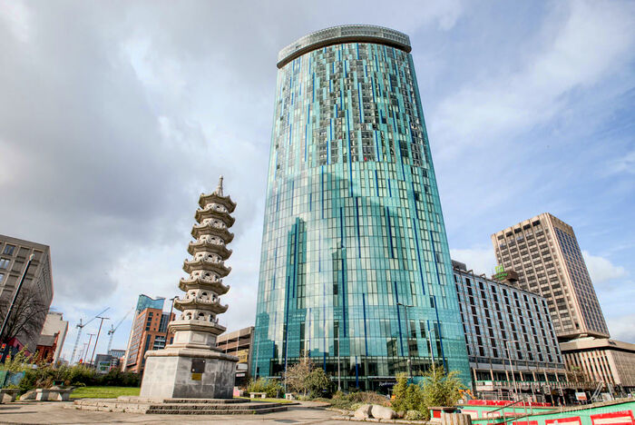 3 Bedroom Apartment To Rent In Beetham Tower, Holloway Circus Queensway, Birmingham City Centre, B1