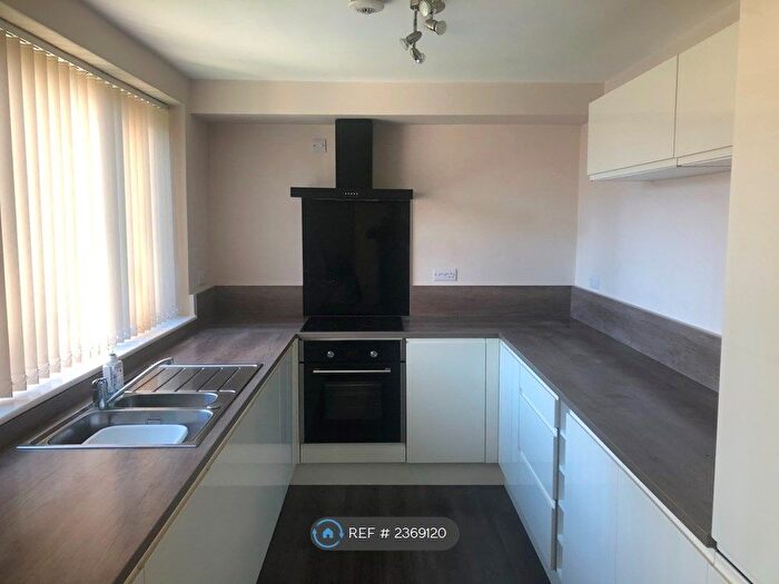 2 Bedroom Flat To Rent In Coton Road, Nuneaton, CV11