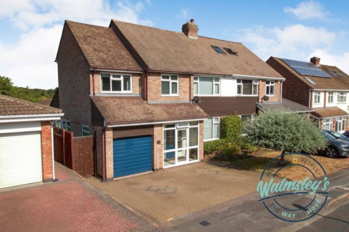 4 Bedroom Semi Detached House For Sale In Leigh Avenue, Coventry, CV3