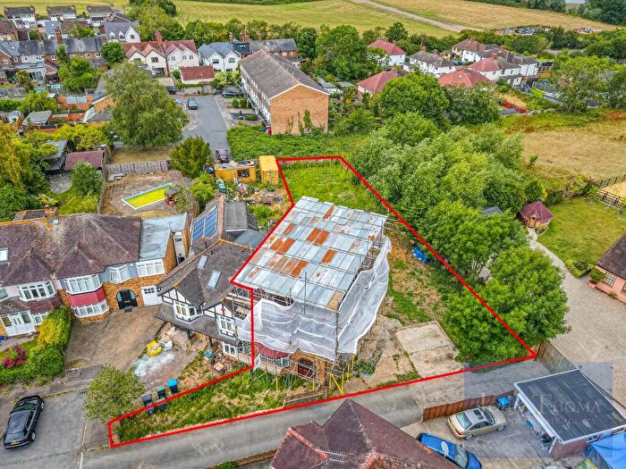 3 Bedroom Semi-Detached House For Sale In Whitehall Close, Chigwell, Essex, IG7