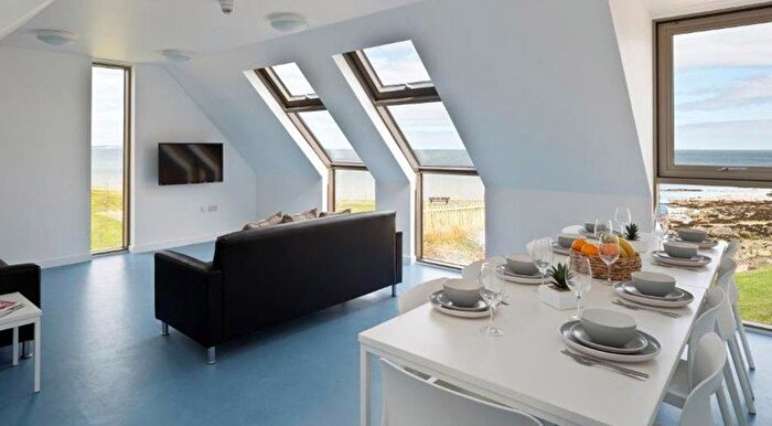 1 Bedroom Flat To Rent In East Sands, St Andrews, KY16