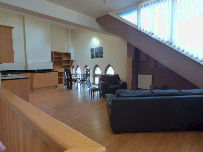 2 Bedroom Apartment To Rent In Lombard Chambers, L3
