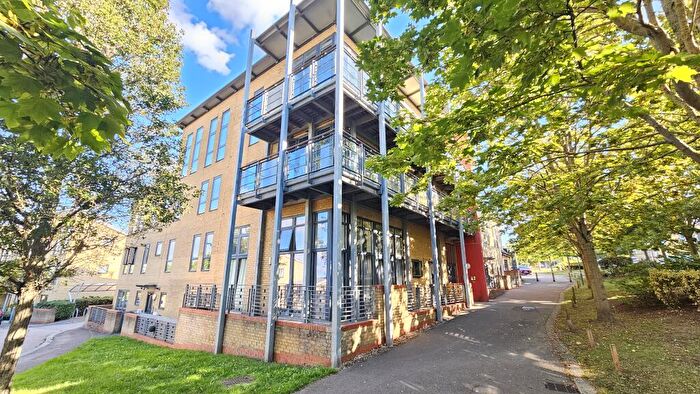 1 Bedroom Flat To Rent In Park Lane, Waterstone Park, Greenhithe, Kent, DA9