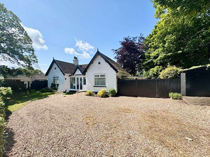 3 Bedroom Detached Bungalow For Sale In Main Road, Saltfleet, Louth, LN11