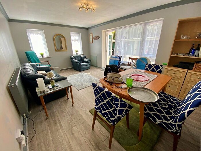 2 Bedroom Apartment To Rent In Harcourt, Derby Road, Bournemouth, BH1