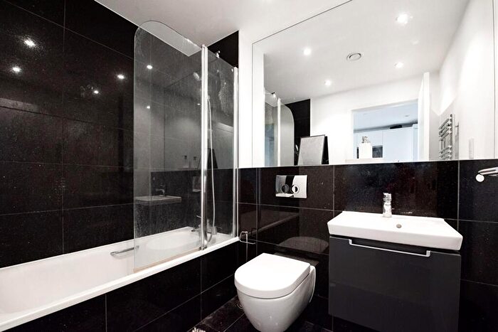 1 Bedroom Apartment To Rent In South End, South Croydon, Croydon, CR0
