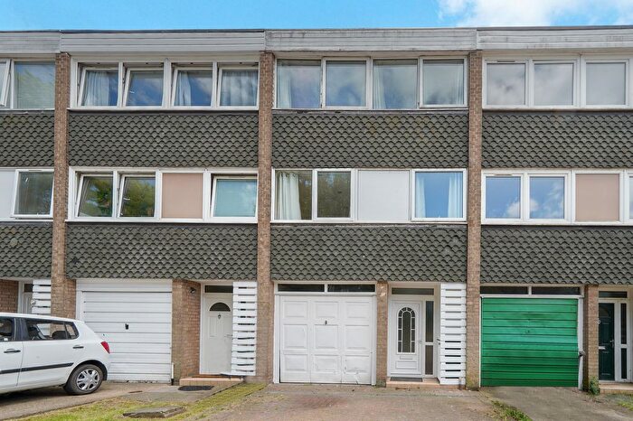 3 Bedroom Terraced House To Rent In Clement Close, Willesden Green / Brondesbury, NW6