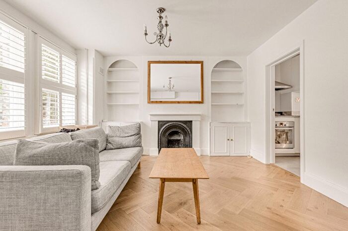 1 Bedroom Flat To Rent In Munster Road, Munster Village, SW6