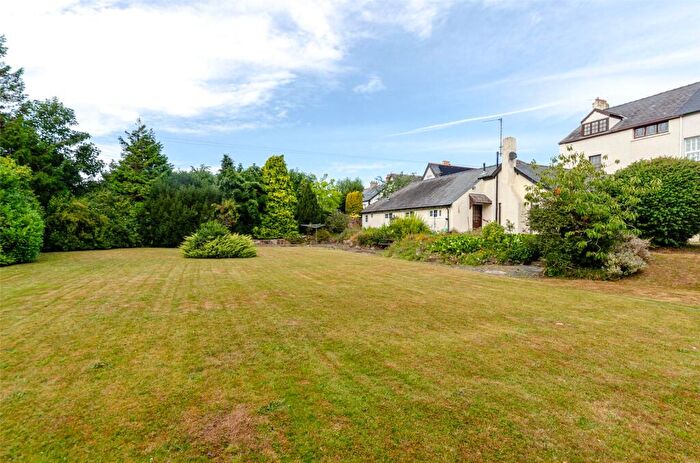 3 Bedroom Bungalow For Sale In Morfa Drive, Conwy, LL32