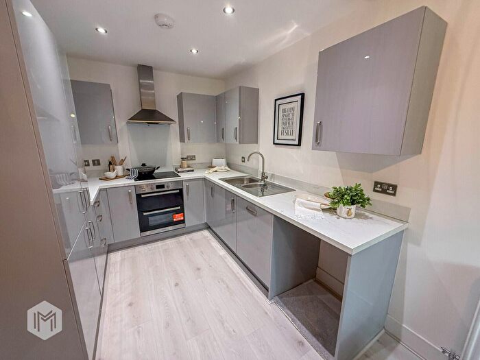 4 Bedroom Semi Detached House For Sale In Fidden Avenue, Northwich, Cheshire, CW9