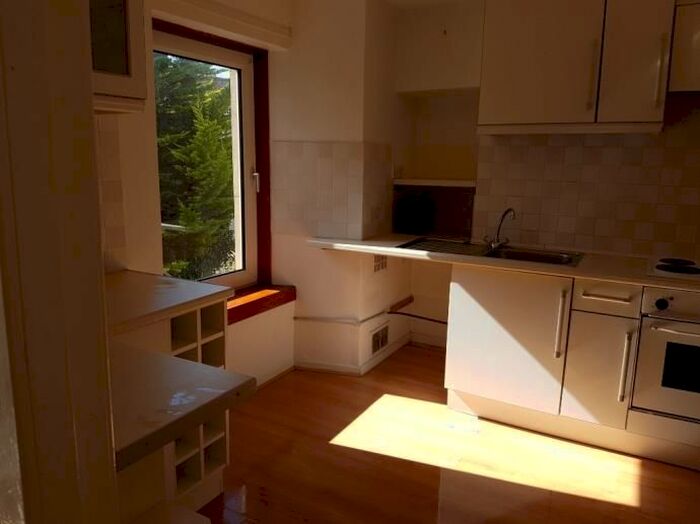 2 Bedroom Maisonette To Rent In Chapel Place, North Queensferry, KY11