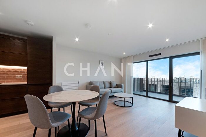 1 Bedroom Flat To Rent In Starboard Way, Royal Docks, London, E16