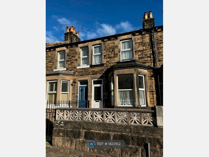 2 Bedroom Terraced House To Rent In Mayfield Grove, Harrogate, HG1