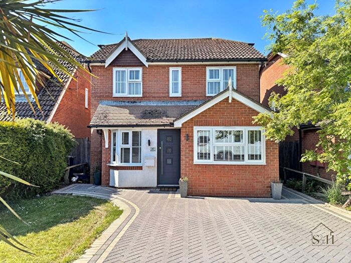3 Bedroom Detached House For Sale In Molloy Road, Shadoxhurst, TN26