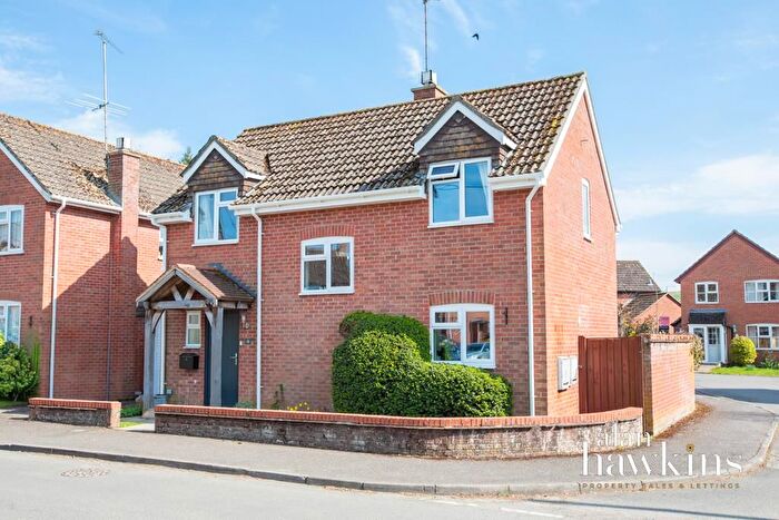 4 Bedroom Detached House For Sale In Lawrence Mead, Ramsbury, Marlborough, SN8