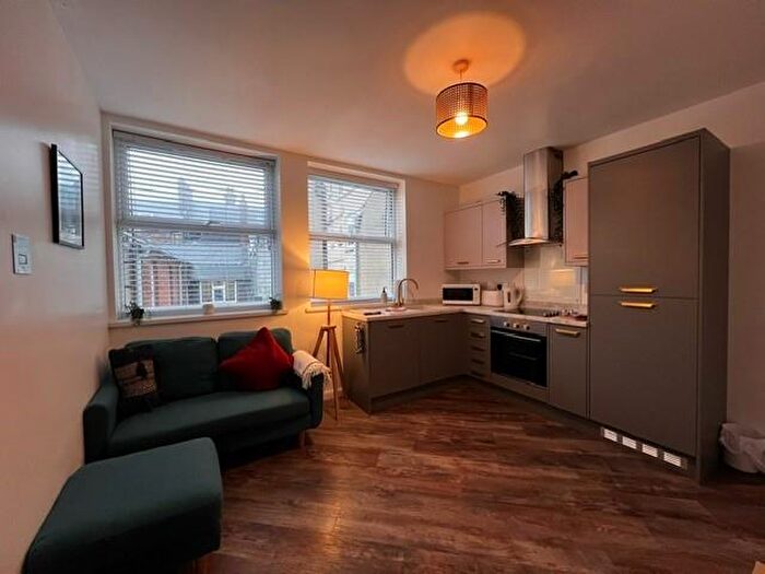 1 Bedroom Apartment To Rent In Manor Street, Kingston Upon Hull, HU1