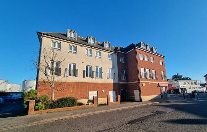 2 Bedroom Flat To Rent In Parham Road, Gosport, PO12