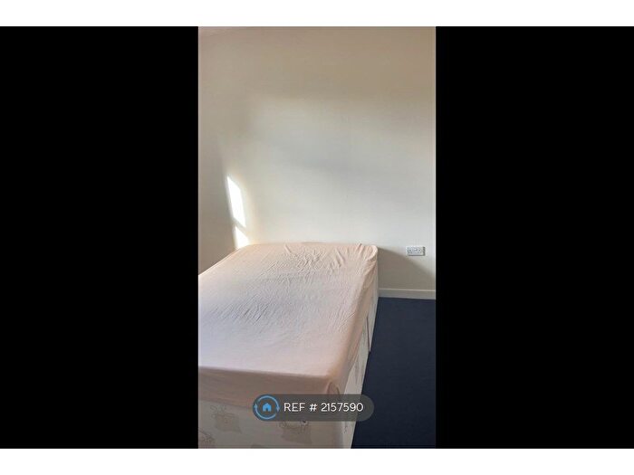 2 Bedroom Flat To Rent In Fleming Gardens South, Dundee, DD3