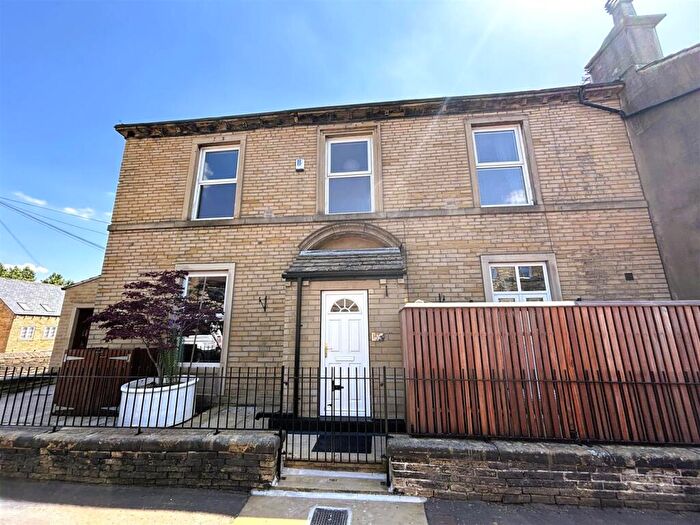 3 Bedroom Character Property For Sale In Lister Street, Brighouse, HD6