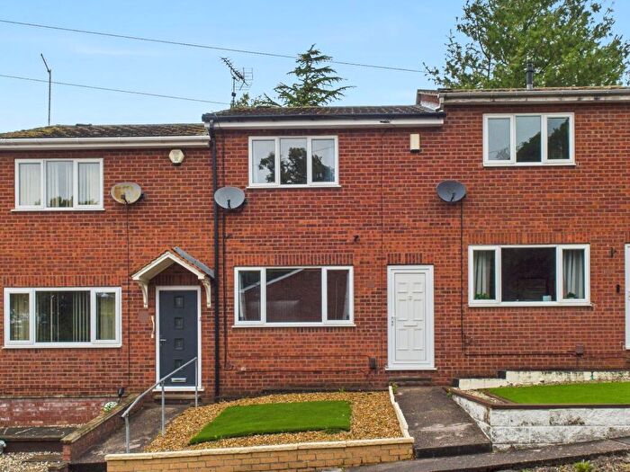 2 Bedroom Town House For Sale In The Chestnuts, Nottingham, NG3
