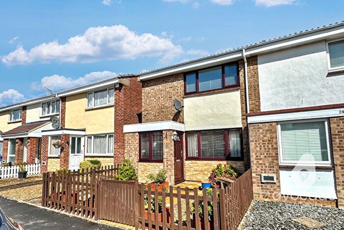 2 Bedroom End Of Terrace House For Sale In Lancaster Close, Bicester, OX26