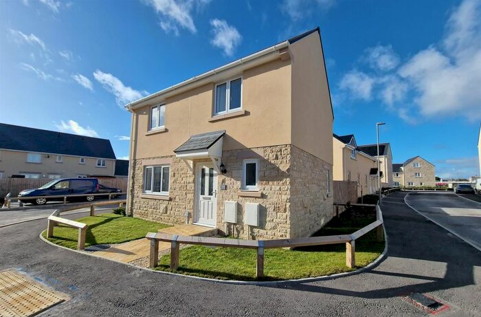 2 Bedroom Detached House For Sale In Kingbarrow Drive, The Windmills, Easton, Portland, DT5